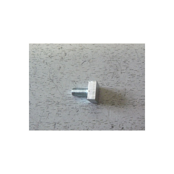 Болт M6х17