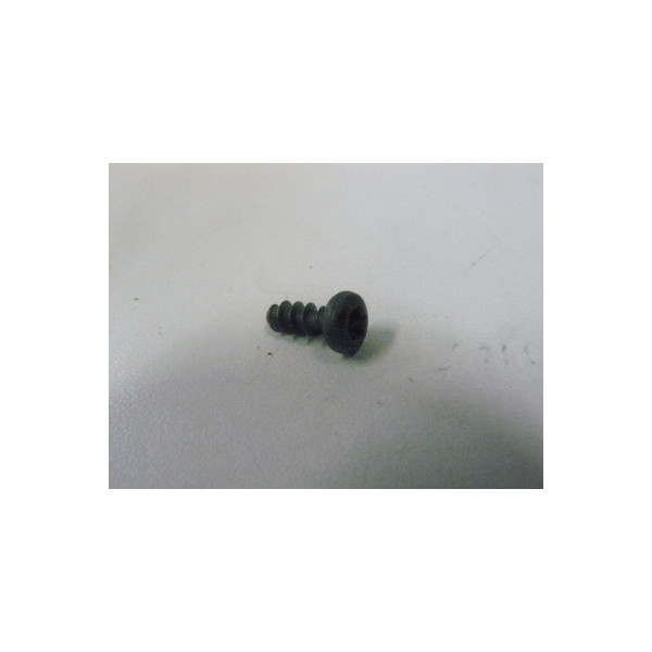 UM02-000-019