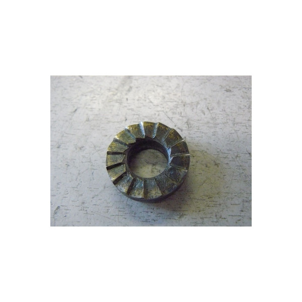 U352-120-008