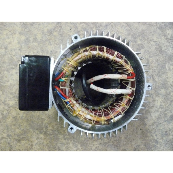 U571-220-038_v1