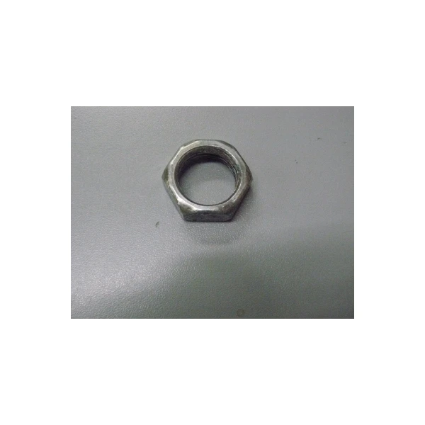 Гайка 1/2