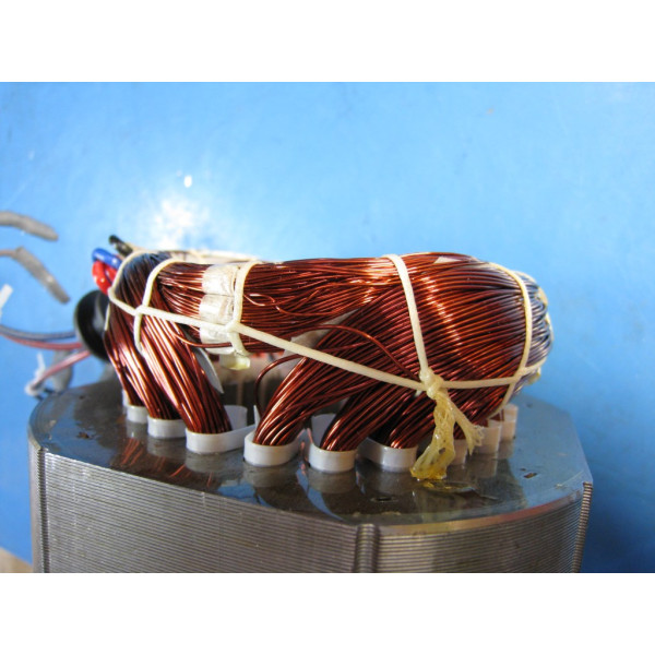 U172-200-032_v1