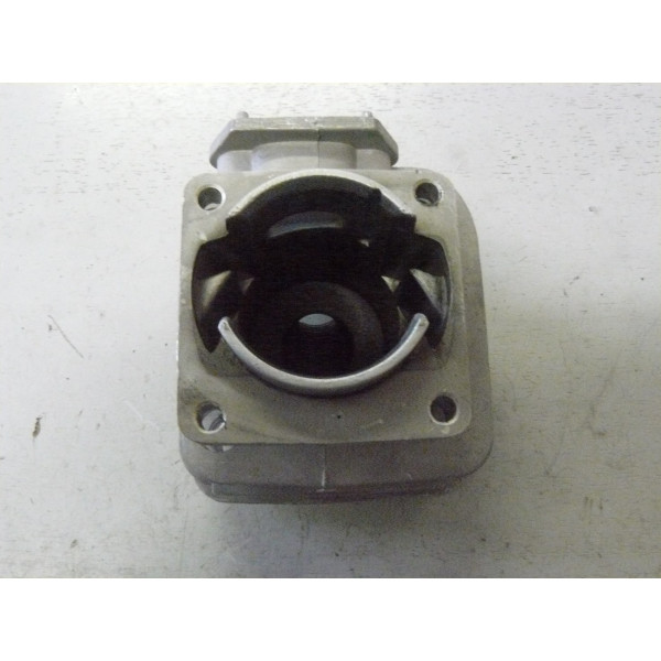 U589-370-001_v1