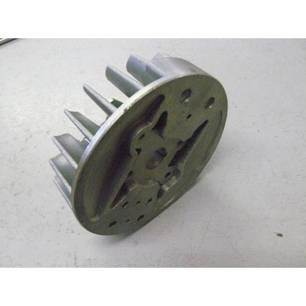 U589-370-045_v2