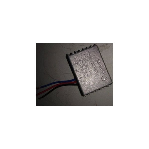 V000-004-382