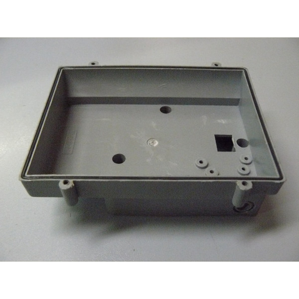 U523-100-044_v1